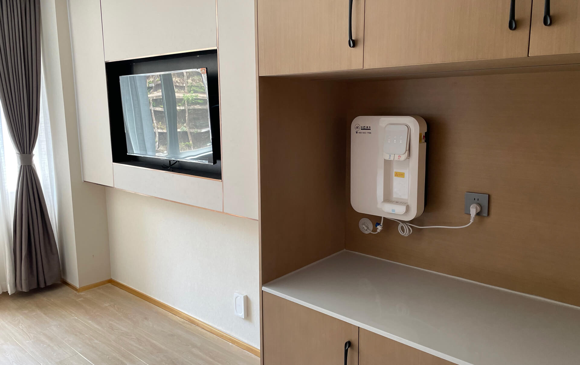 豐都黨校直飲水升級裝機.jpg 豐都黨校直飲水升級裝機.jpg